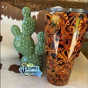 BROWN TOOLED TUMBLER